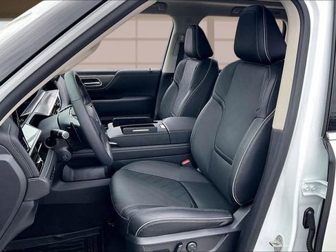 New 2026 INFINITI QX80 Luxe image 25