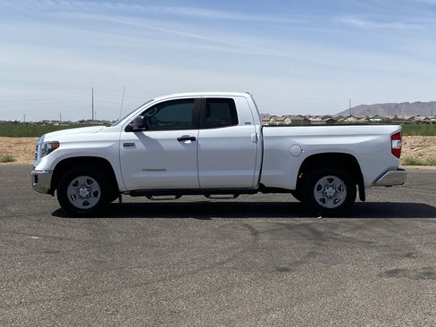 Used 2019 Toyota Tundra SR5 w/ SR5 Upgrade Package RWD image 6