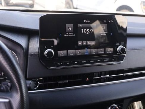 Used 2024 Mitsubishi Outlander SE FWD image 17