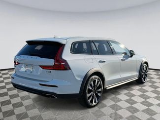 Used 2021 Volvo V60 T5 Cross Country video 2