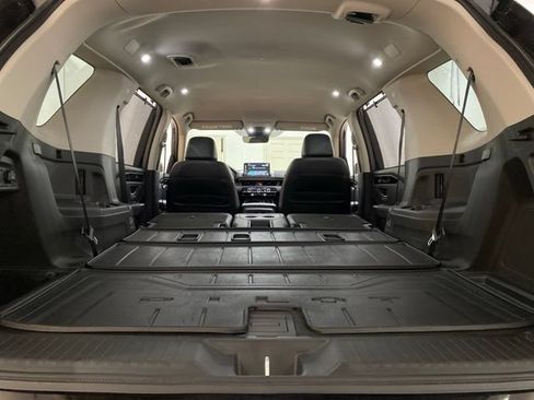 Used 2025 Honda Pilot EX-L image 90