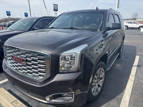 Used 2018 GMC Yukon Denali image 1