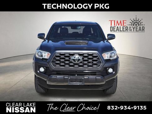 Used 2020 Toyota Tacoma TRD Sport w/ TRD Premium Sport Package RWD image 2
