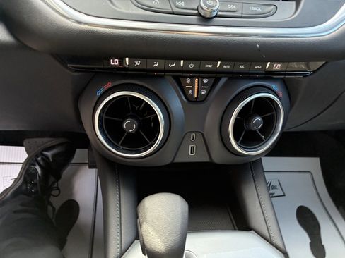 Used 2022 Chevrolet Blazer LT image 20