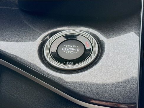 Used 2023 Jeep Grand Cherokee Altitude AWD/4WD image 15