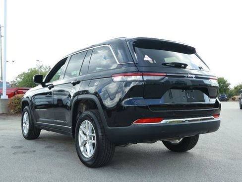New 2025 Jeep Grand Cherokee Laredo X RWD image 8
