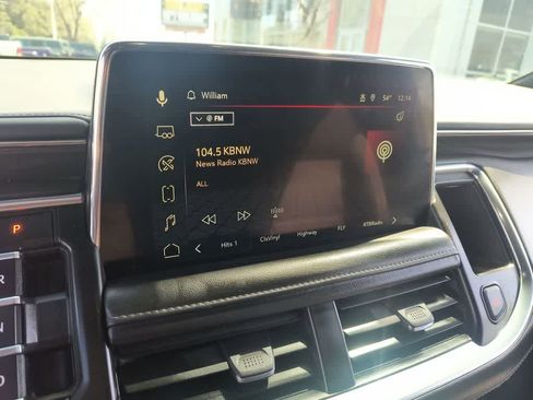 Used 2023 GMC Yukon XL SLE w/ Max Trailering Package AWD/4WD image 16