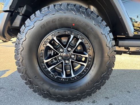 New 2026 Jeep Wrangler Unlimited Rubicon image 12