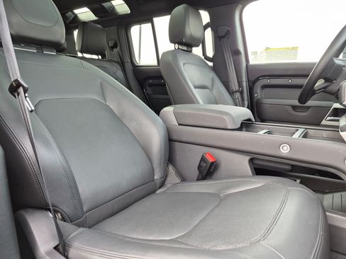 Certified 2024 Land Rover Defender 110 S AWD/4WD image 26