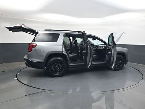 Used 2023 GMC Acadia AT4 w/ Technology Package AWD/4WD image 35