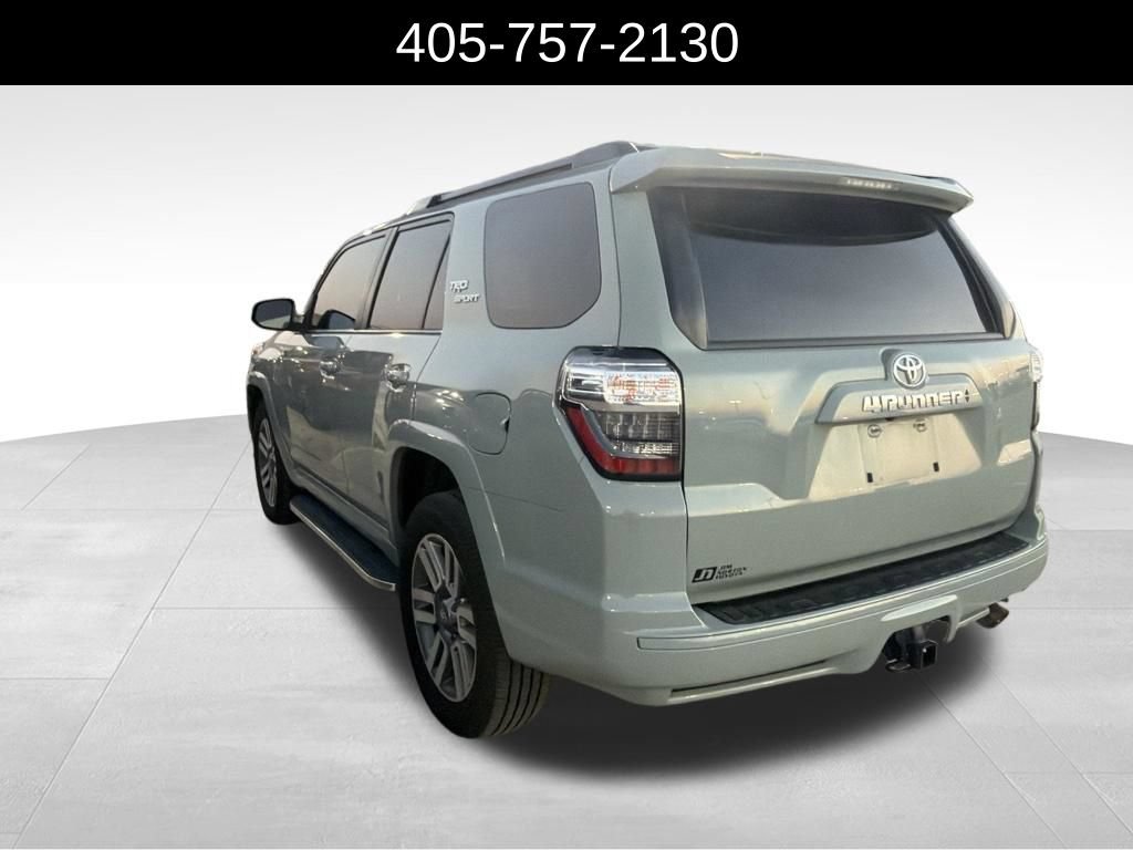 Used 2022 Toyota 4Runner TRD Sport AWD/4WD image 2