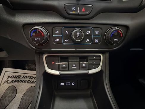 Certified 2023 GMC Terrain SLE w/ Driver Convenience Package FWD image 19