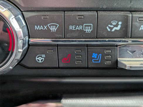 Used 2022 Ford F150 Platinum w/ Equipment Group 701A High image 21