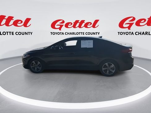 Used 2017 Hyundai Elantra Value Edition image 5