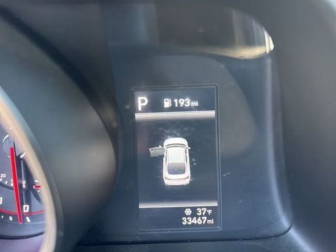 Used 2023 Hyundai Elantra SEL image 7