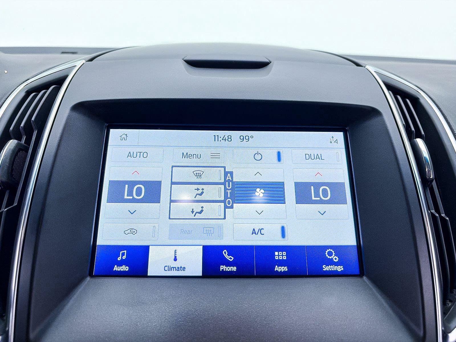 Used 2019 Ford Edge Titanium FWD image 21