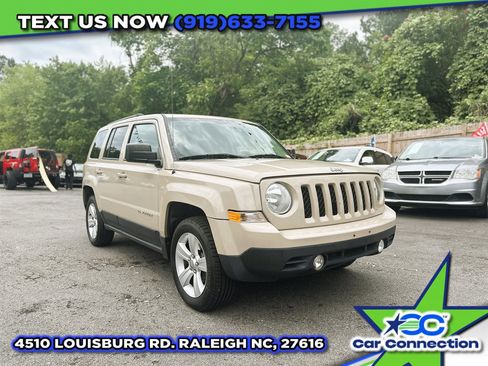 Used 2017 Jeep Patriot Latitude image 1