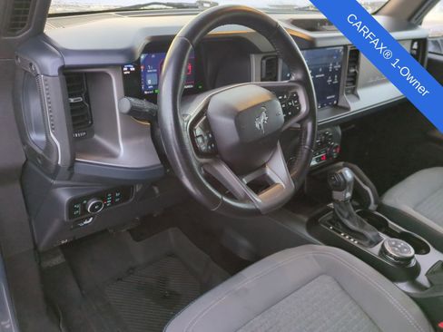 Used 2023 Ford Bronco Outer Banks image 2