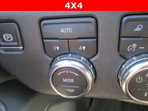 Certified 2022 GMC Sierra 1500 SLT w/ SLT Convenience Package image 29