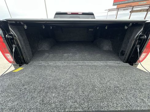 Used 2025 GMC Sierra 1500 Elevation w/ Elevation Premium Package image 27