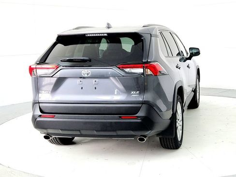 Used 2023 Toyota RAV4 XLE Premium AWD/4WD image 5