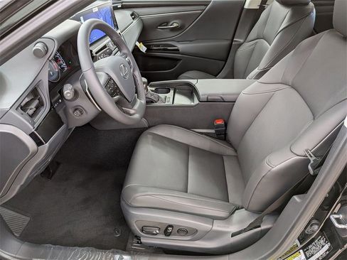 New 2025 Lexus ES 350 w/ Premium Package image 18