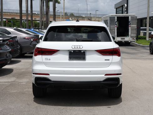 Used 2021 Audi Q3 2.0T Premium w/ Convenience Package AWD/4WD image 6