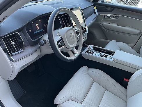 New 2026 Volvo XC90 B6 Ultra image 16