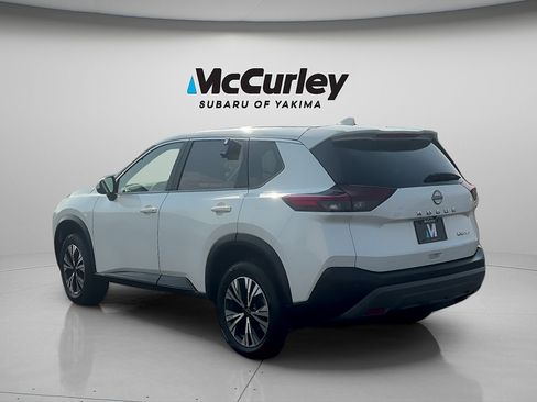 Used 2023 Nissan Rogue SV AWD/4WD image 4