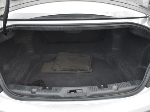 Used 2014 Lincoln MKS FWD image 12