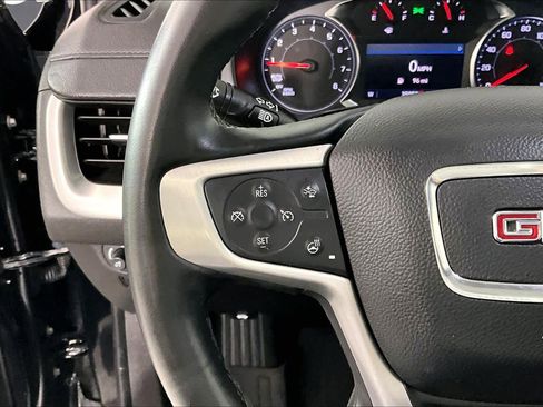 Used 2024 GMC Terrain SLT image 23