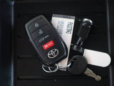 Used 2022 Toyota Tundra Limited AWD/4WD image 46