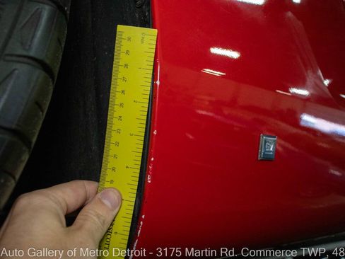 Used 2009 Saturn Sky Red Line RWD image 28
