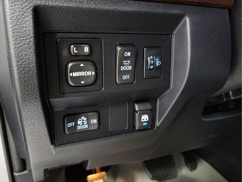 Certified 2017 Toyota Tundra Limited RWD image 13