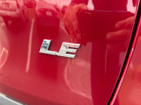 Used 2019 Toyota RAV4 LE image 24