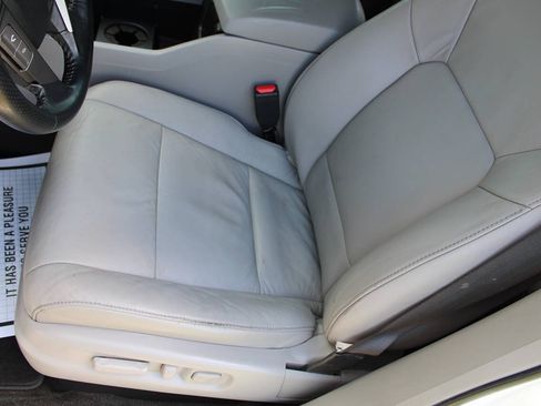 Used 2012 Honda Pilot Touring image 18