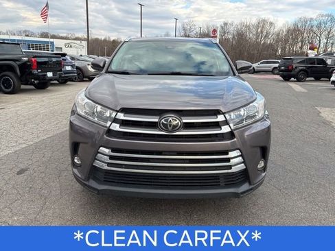 Used 2019 Toyota Highlander Limited image 3