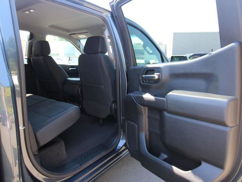 Used 2019 Chevrolet Silverado 1500 LT w/ All-Star Edition image 21