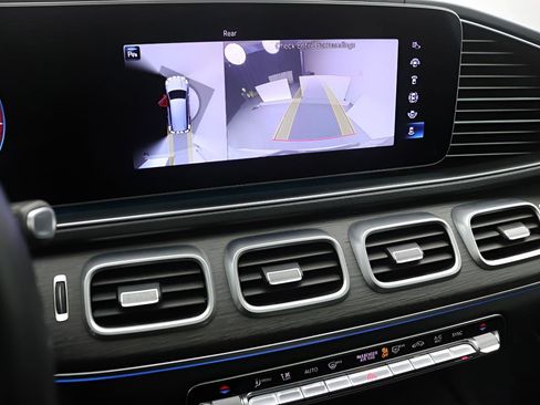 Certified 2022 Mercedes-Benz GLS 450 4MATIC image 13