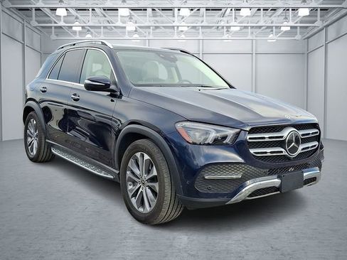 Used 2022 Mercedes-Benz GLE 450 4MATIC image 3