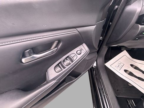 Used 2023 Nissan Sentra SV FWD image 14