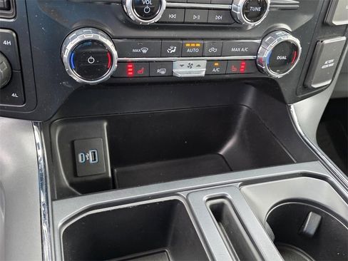 Used 2022 Ford F150 XLT w/ Equipment Group 302A High image 30