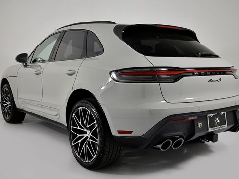 New 2026 Porsche Macan S image 3