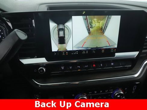 Used 2025 GMC Sierra 3500 SLT w/ SLT Premium Package image 25