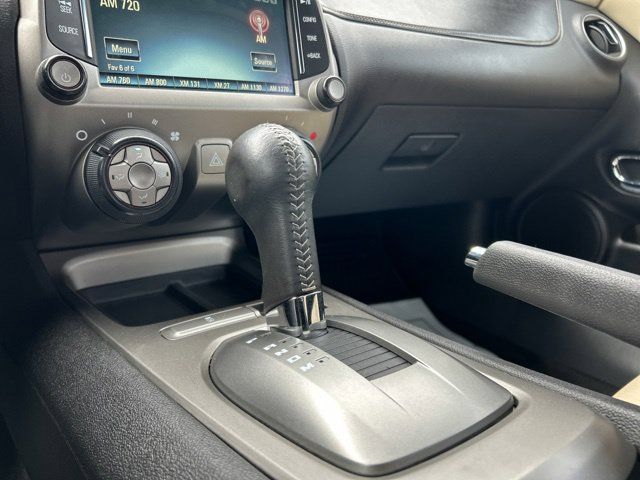 Used 2015 Chevrolet Camaro LT w/ 1LT Preferred Package RWD image 35