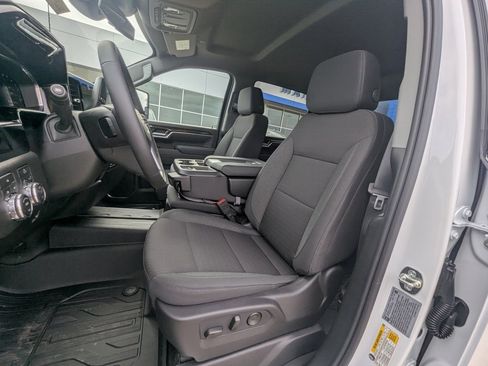 New 2026 GMC Sierra 2500 SLE image 15