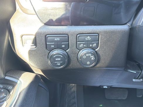 Used 2025 Chevrolet Silverado 1500 LT image 22