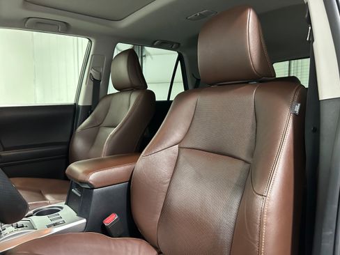 Used 2021 Toyota 4Runner Limited image 24