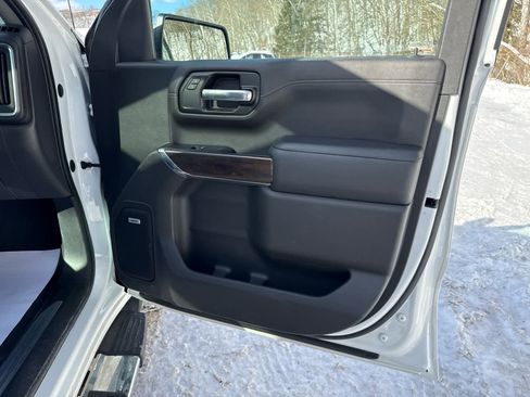 Used 2020 GMC Sierra 1500 SLT w/ SLT Premium Plus Package image 25
