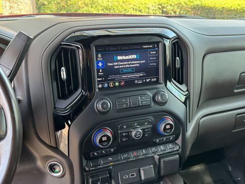 Used 2021 Chevrolet Silverado 1500 LTZ image 36